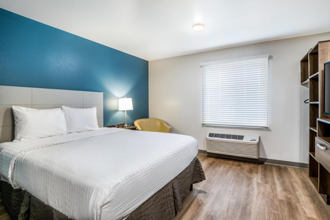 Woodspring Suites Bakersfield East Экстерьер фото