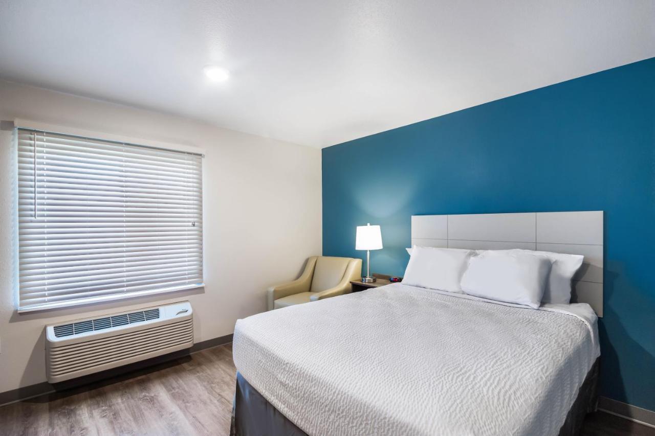 Woodspring Suites Bakersfield East Экстерьер фото
