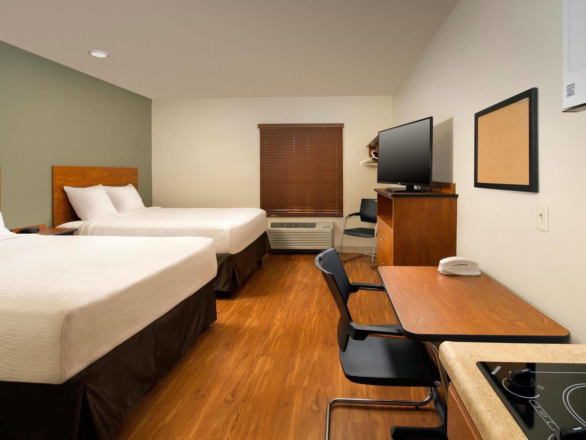 Woodspring Suites Bakersfield East Экстерьер фото